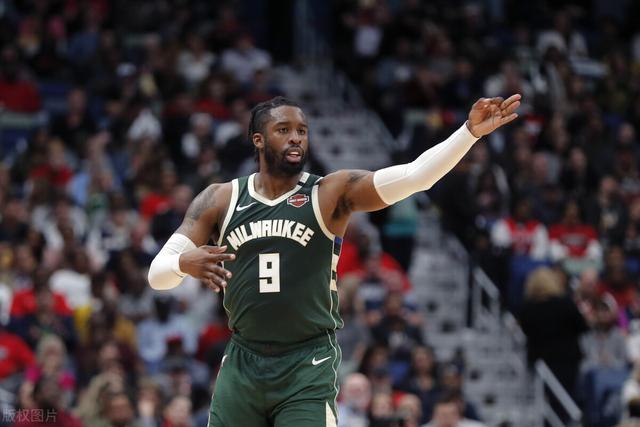 米切尔28分班凯罗空砍39分 骑士险胜魔术3-2